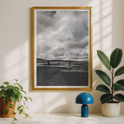 Black and White Beach Photography Print, Figures on Shoreline Poster, Coastal Wall Art, Dramatic Sky, Moody Seaside Print for Living Room